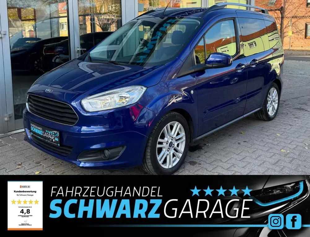 Photo 1 : Ford Tourneo 2017 Essence