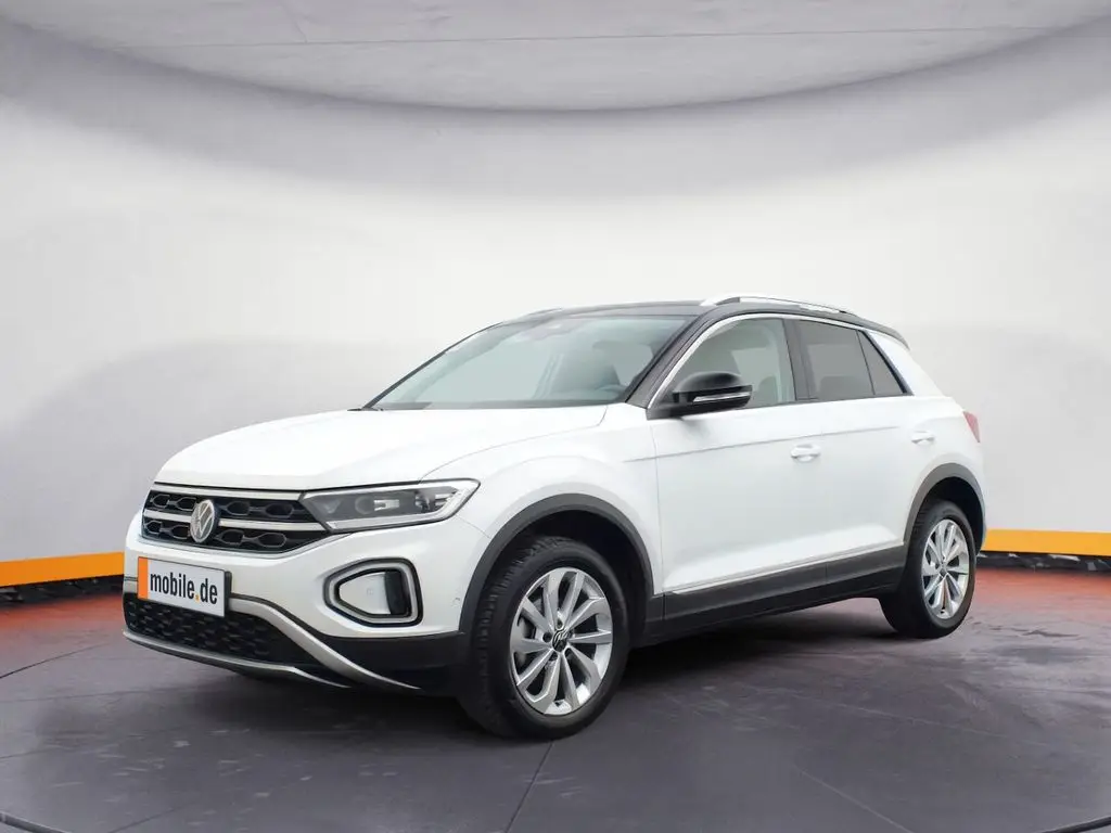 Photo 1 : Volkswagen T-roc 2024 Petrol