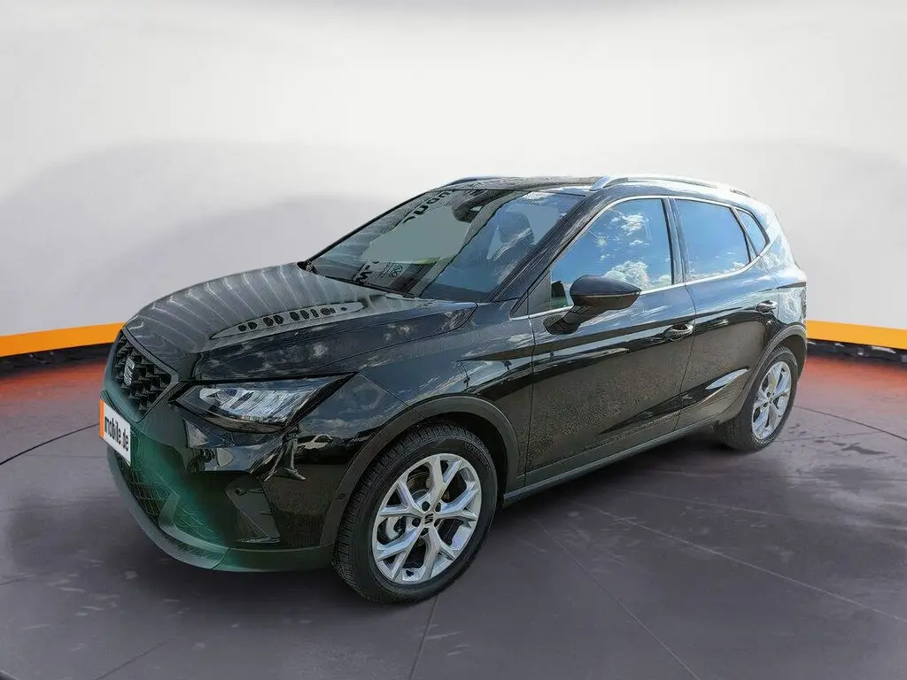 Photo 1 : Seat Arona 2024 Petrol