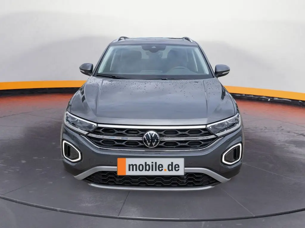 Photo 1 : Volkswagen T-roc 2024 Petrol