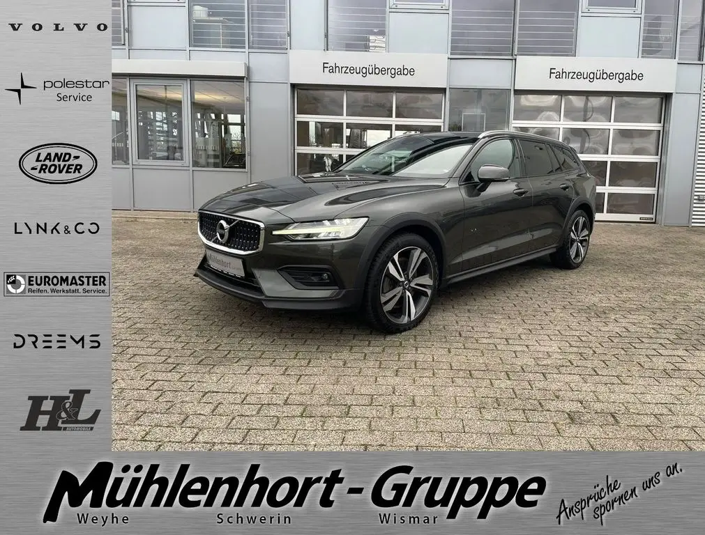 Photo 1 : Volvo V60 2019 Diesel