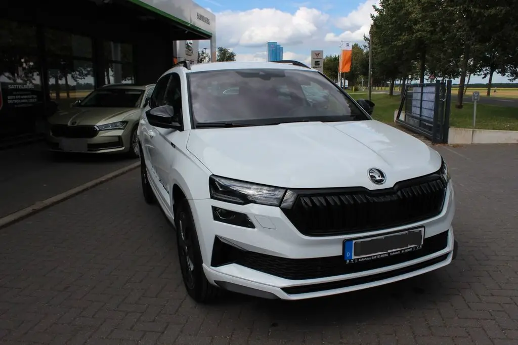 Photo 1 : Skoda Karoq 2024 Essence