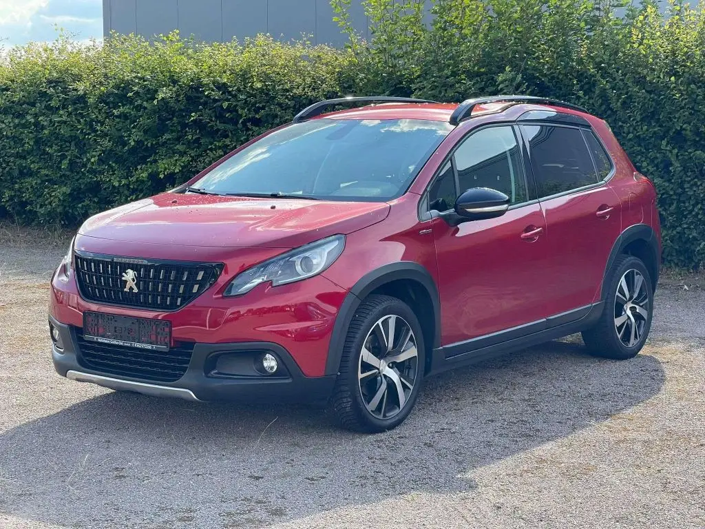 Photo 1 : Peugeot 2008 2018 Essence