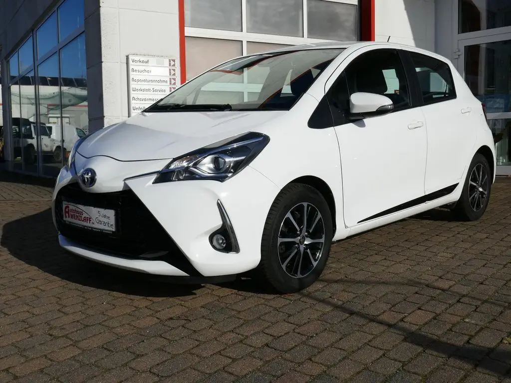 Photo 1 : Toyota Yaris 2018 Hybride