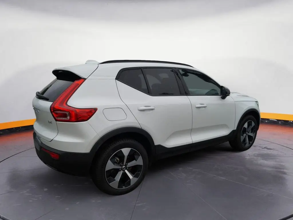 Photo 1 : Volvo Xc40 2024 Essence