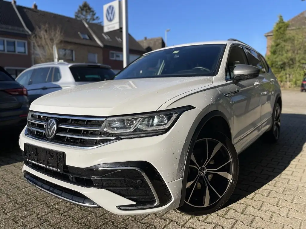 Photo 1 : Volkswagen Tiguan 2022 Petrol