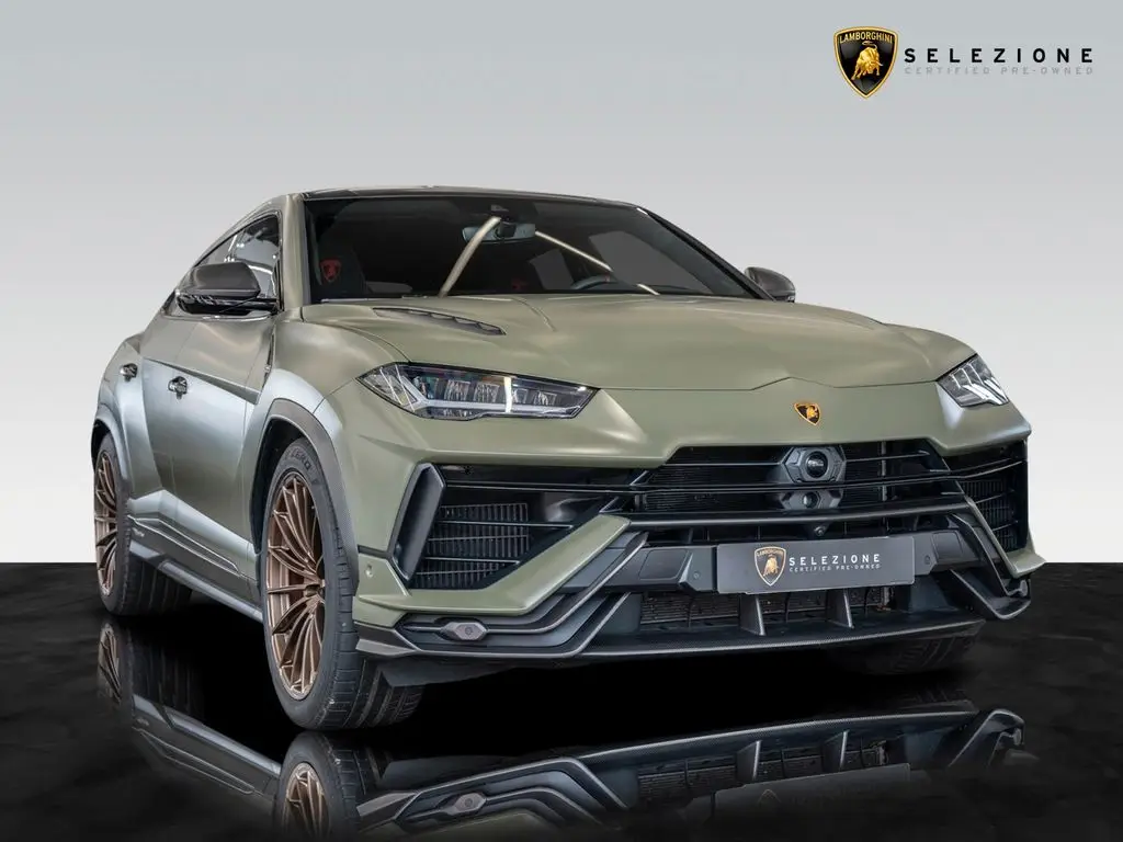 Photo 1 : Lamborghini Urus 2023 Essence