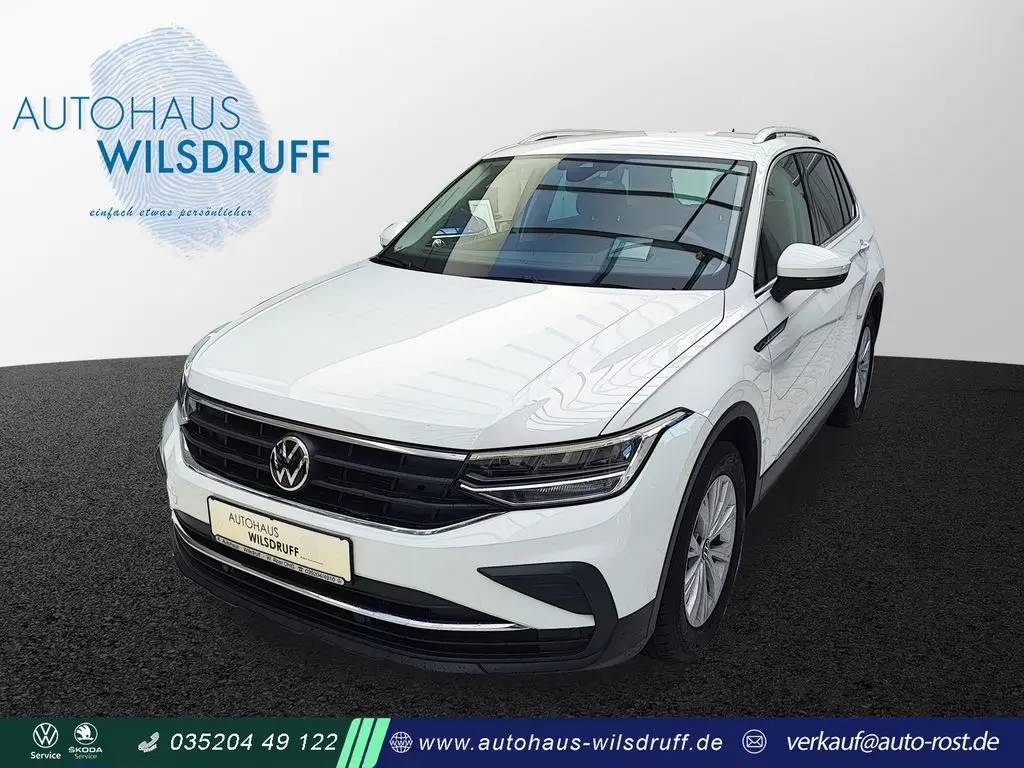 Photo 1 : Volkswagen Tiguan 2022 Essence