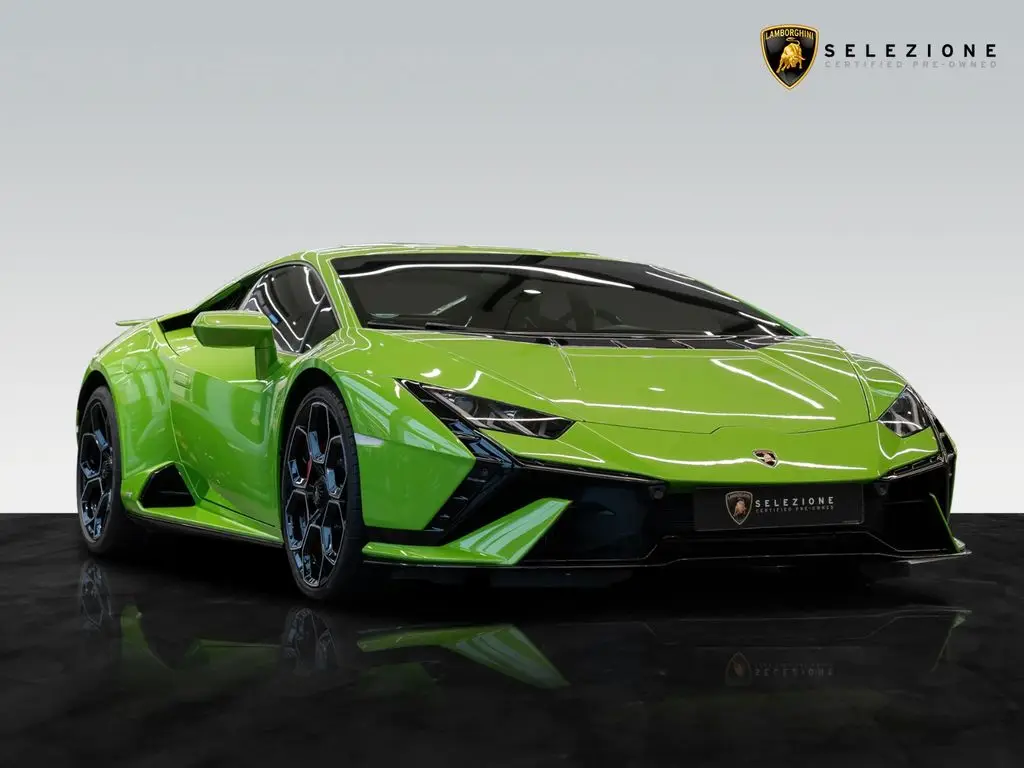 Photo 1 : Lamborghini Huracan 2024 Essence