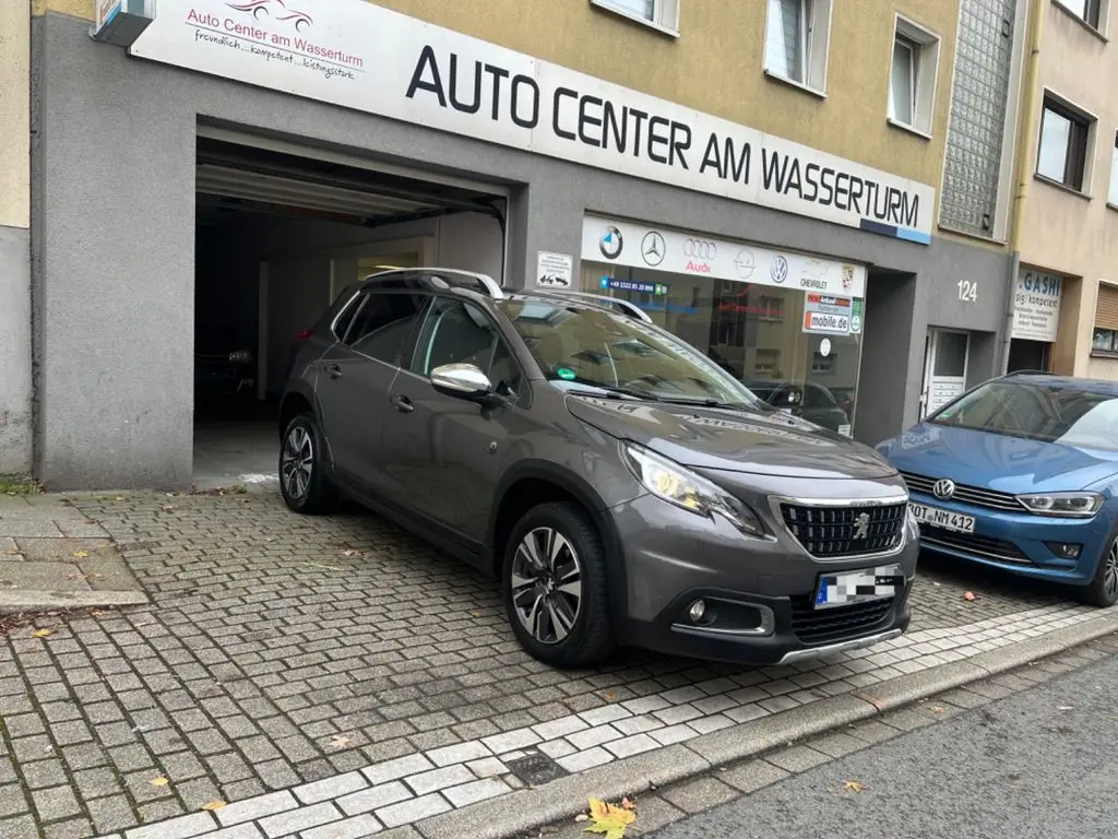 Photo 1 : Peugeot 2008 2018 Essence