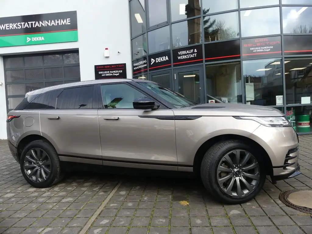 Photo 1 : Land Rover Range Rover Velar 2023 Diesel