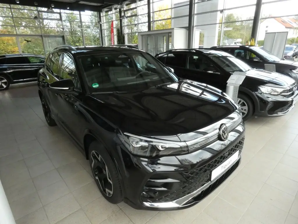 Photo 1 : Volkswagen Tiguan 2024 Diesel