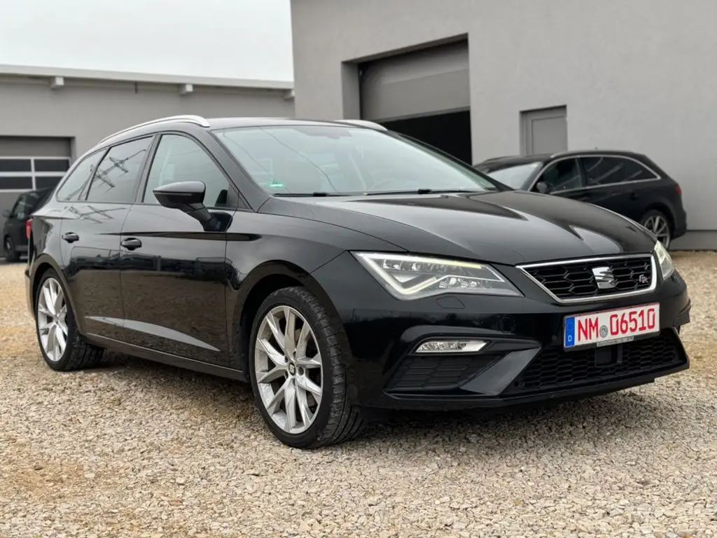 Photo 1 : Seat Leon 2017 Petrol