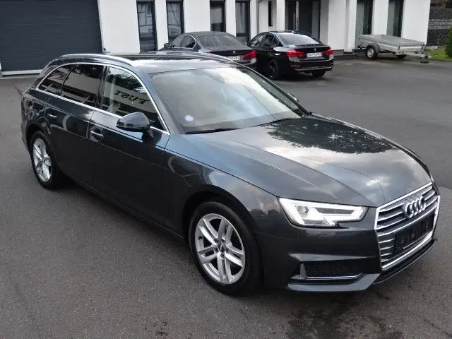 Photo 1 : Audi A4 2019 Diesel