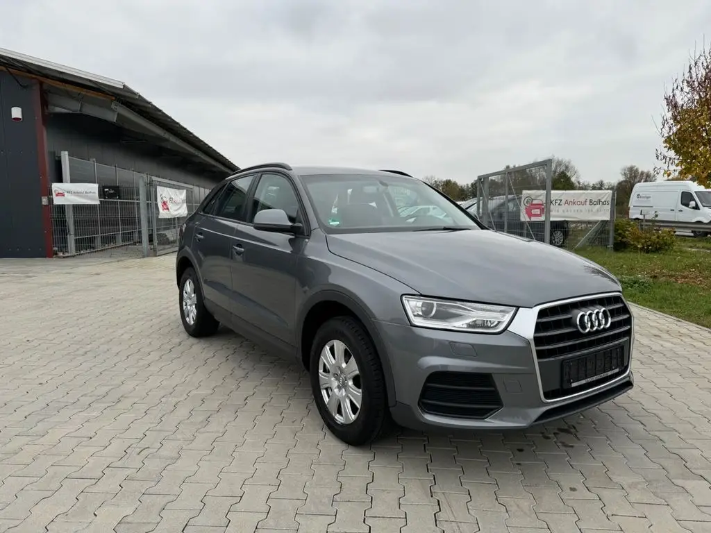 Photo 1 : Audi Q3 2016 Essence