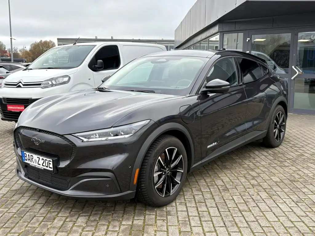 Photo 1 : Ford Mustang 2022 Non renseigné