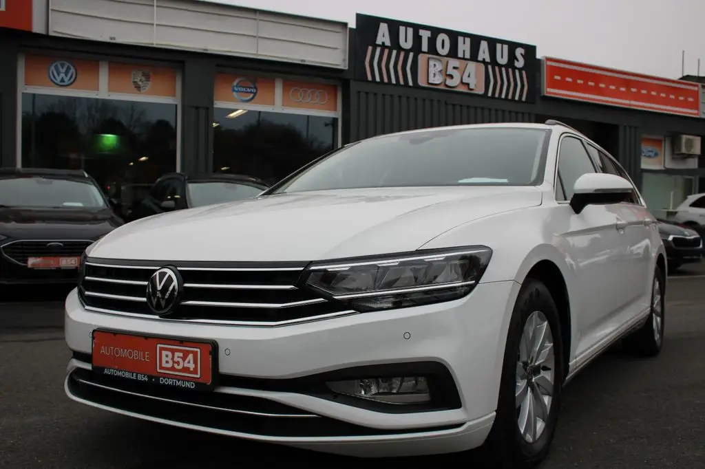 Photo 1 : Volkswagen Passat 2022 Diesel