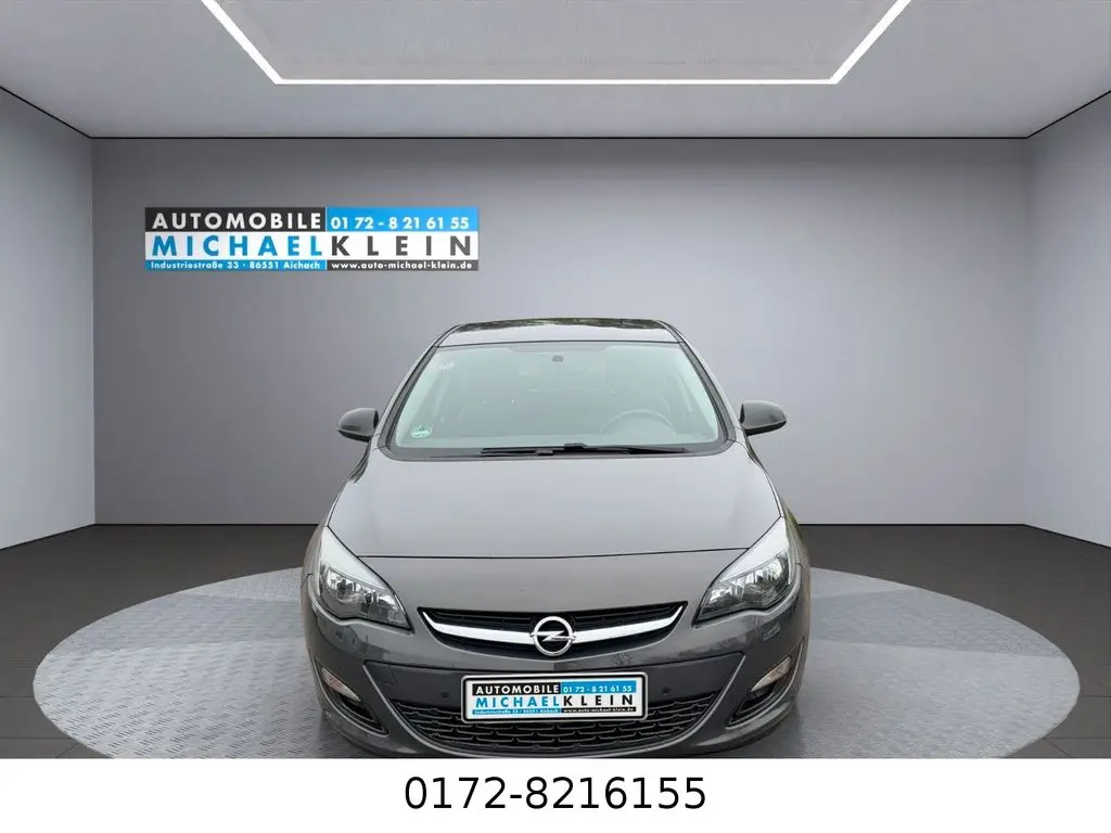 Photo 1 : Opel Astra 2015 Essence