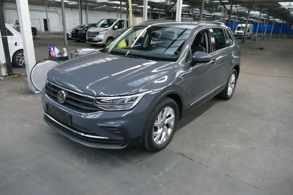 Photo 1 : Volkswagen Tiguan 2021 Diesel