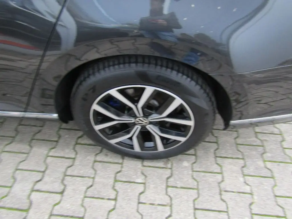 Photo 1 : Volkswagen Passat 2021 Hybrid