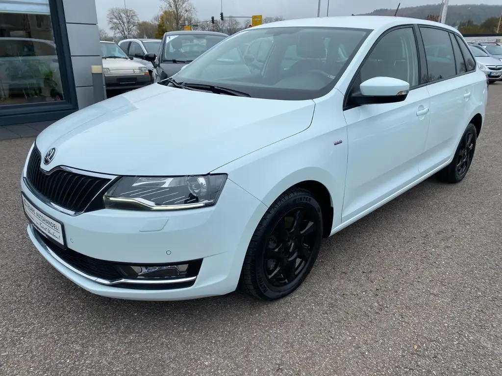 Photo 1 : Skoda Rapid 2018 Essence