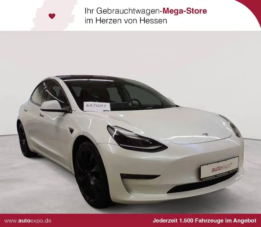 Photo 1 : Tesla Model 3 2021 Non renseigné