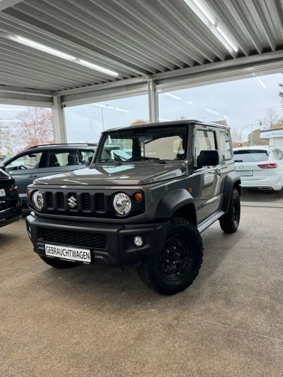 Photo 1 : Suzuki Jimny 2023 Essence