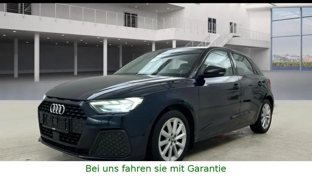 Photo 1 : Audi A1 2019 Essence