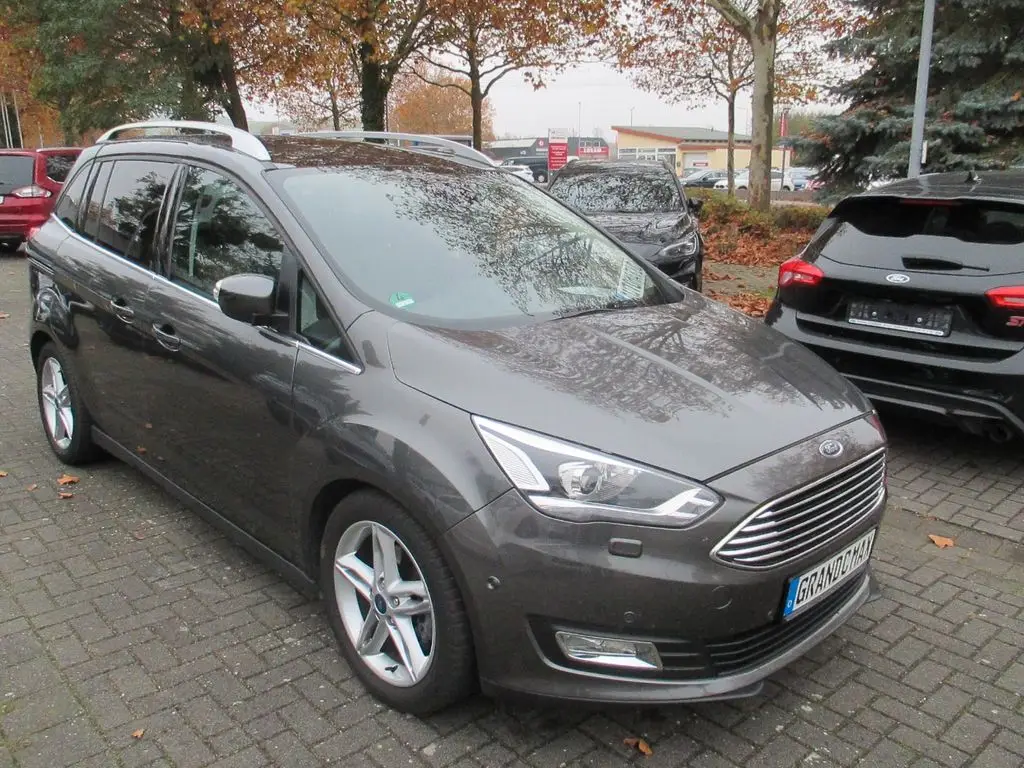 Photo 1 : Ford Grand C-max 2020 Essence