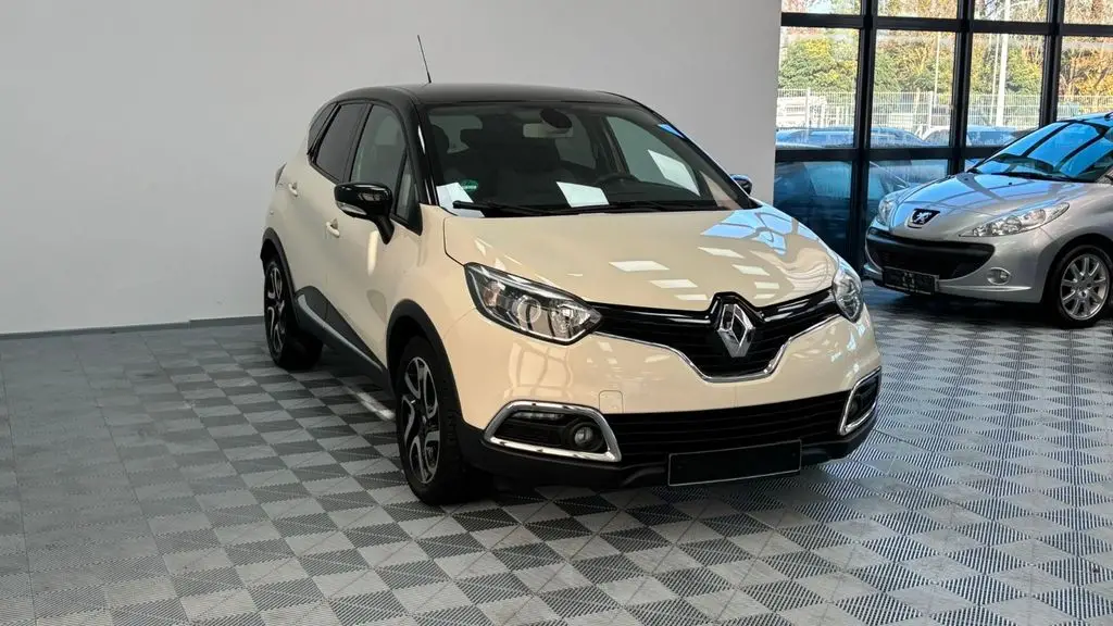 Photo 1 : Renault Captur 2015 Petrol