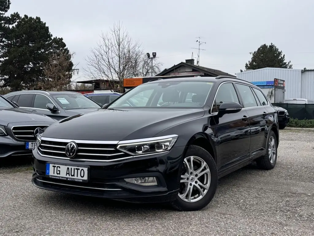 Photo 1 : Volkswagen Passat 2022 Diesel