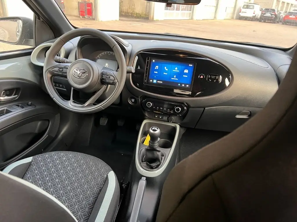 Photo 1 : Toyota Aygo X 2024 Petrol