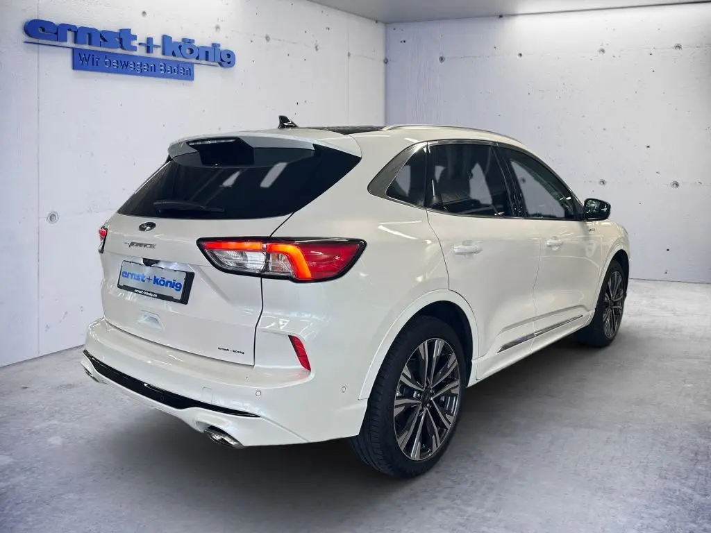 Photo 1 : Ford Kuga 2022 Hybrid