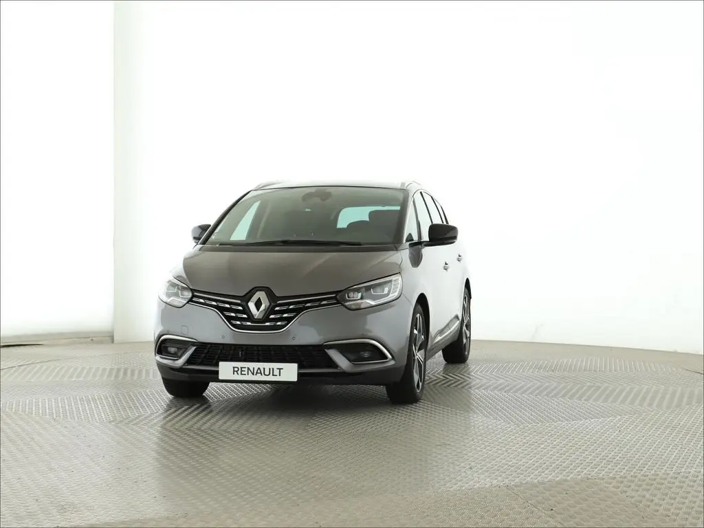 Photo 1 : Renault Grand Scenic 2023 Essence