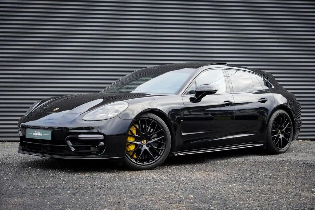 Photo 1 : Porsche Panamera 2020 Essence