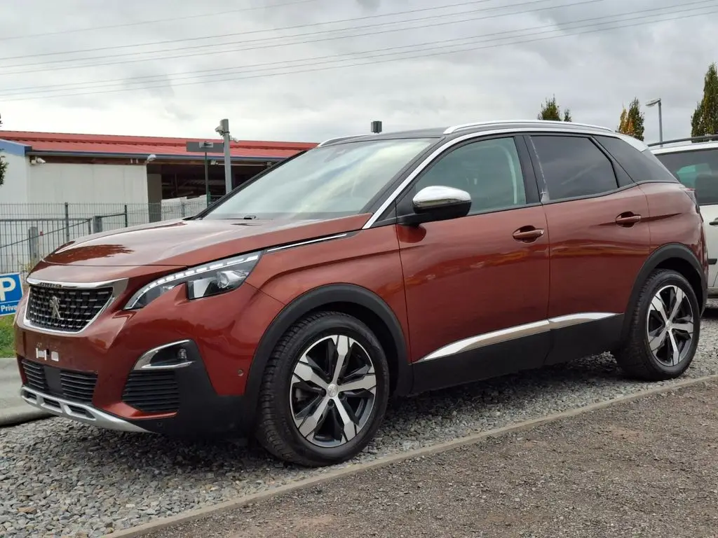 Photo 1 : Peugeot 3008 2018 Essence