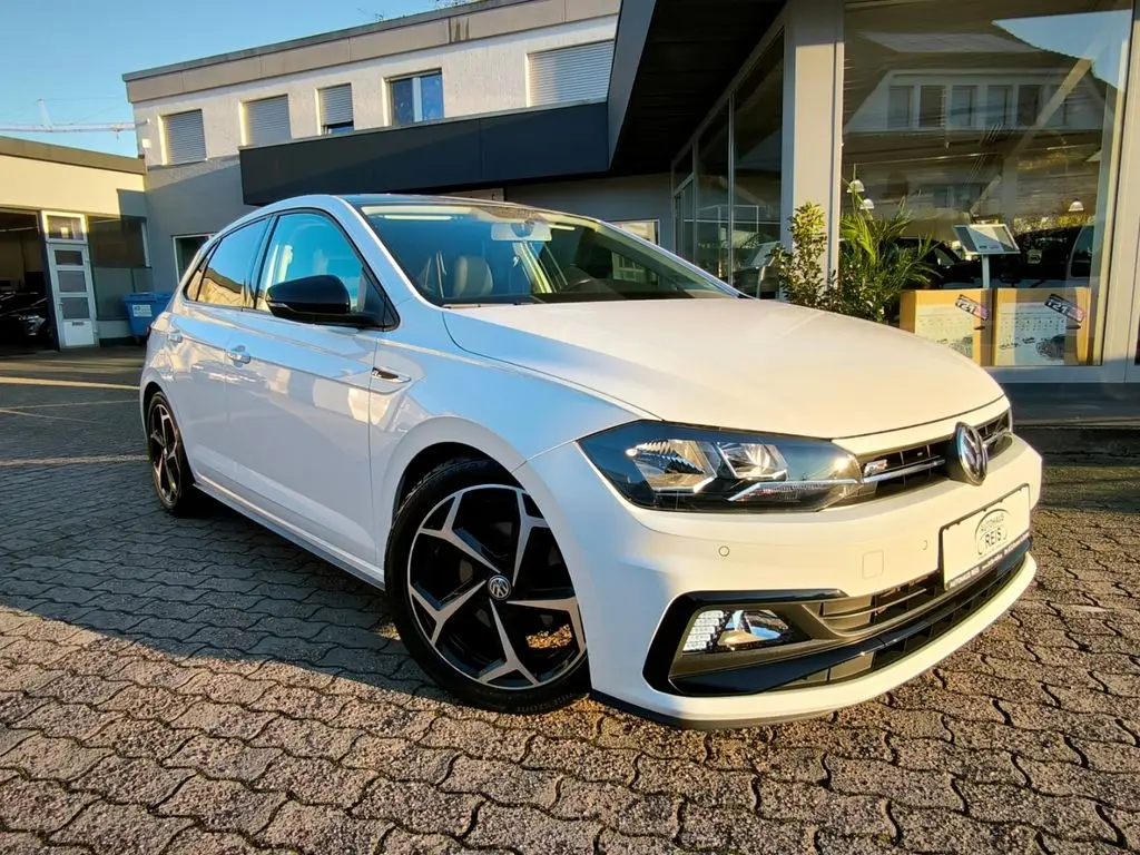 Photo 1 : Volkswagen Polo 2019 Petrol