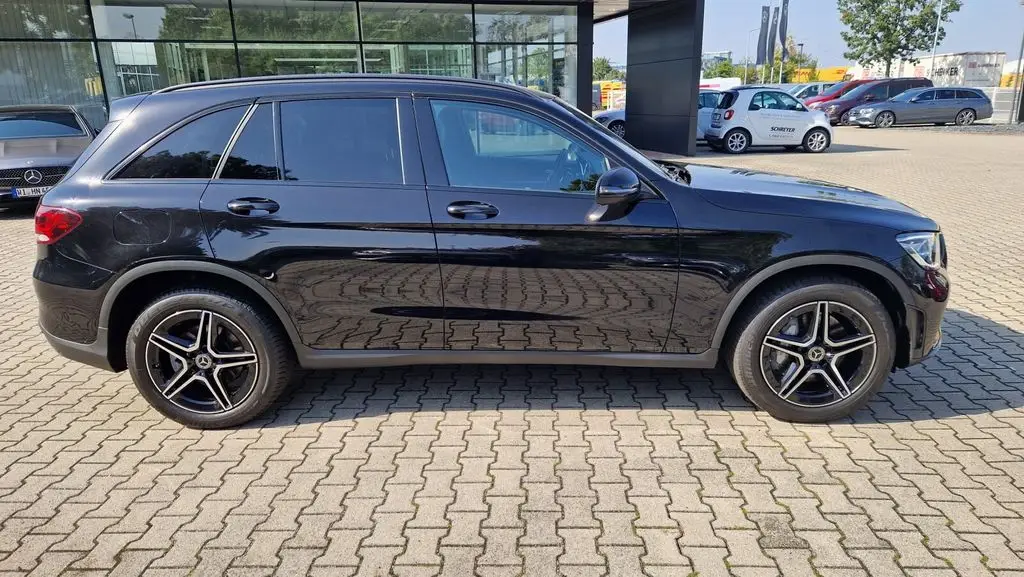 Photo 1 : Mercedes-benz Classe Glc 2022 Petrol