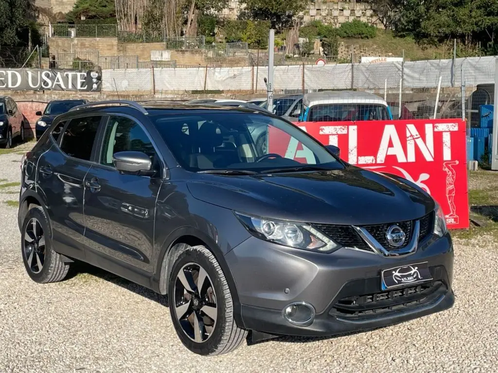 Photo 1 : Nissan Qashqai 2015 Essence