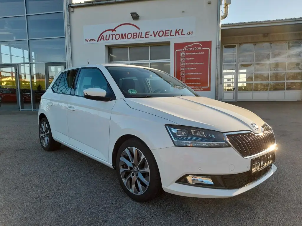 Photo 1 : Skoda Fabia 2021 Essence