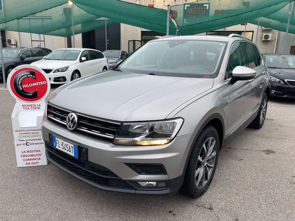 Photo 1 : Volkswagen Tiguan 2017 Diesel