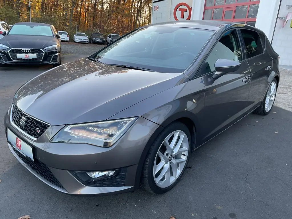 Photo 1 : Seat Leon 2015 Petrol