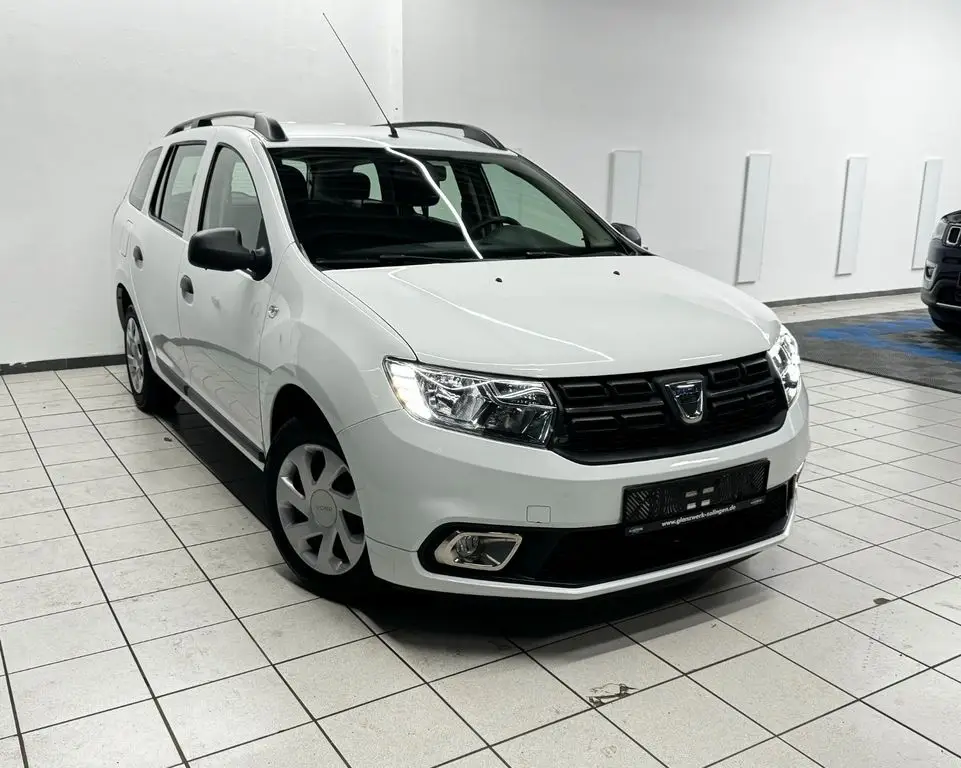 Photo 1 : Dacia Logan 2020 Petrol