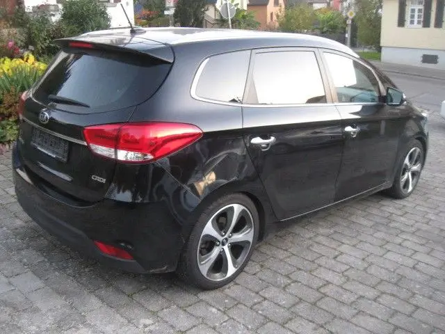 Photo 1 : Kia Carens 2015 Diesel