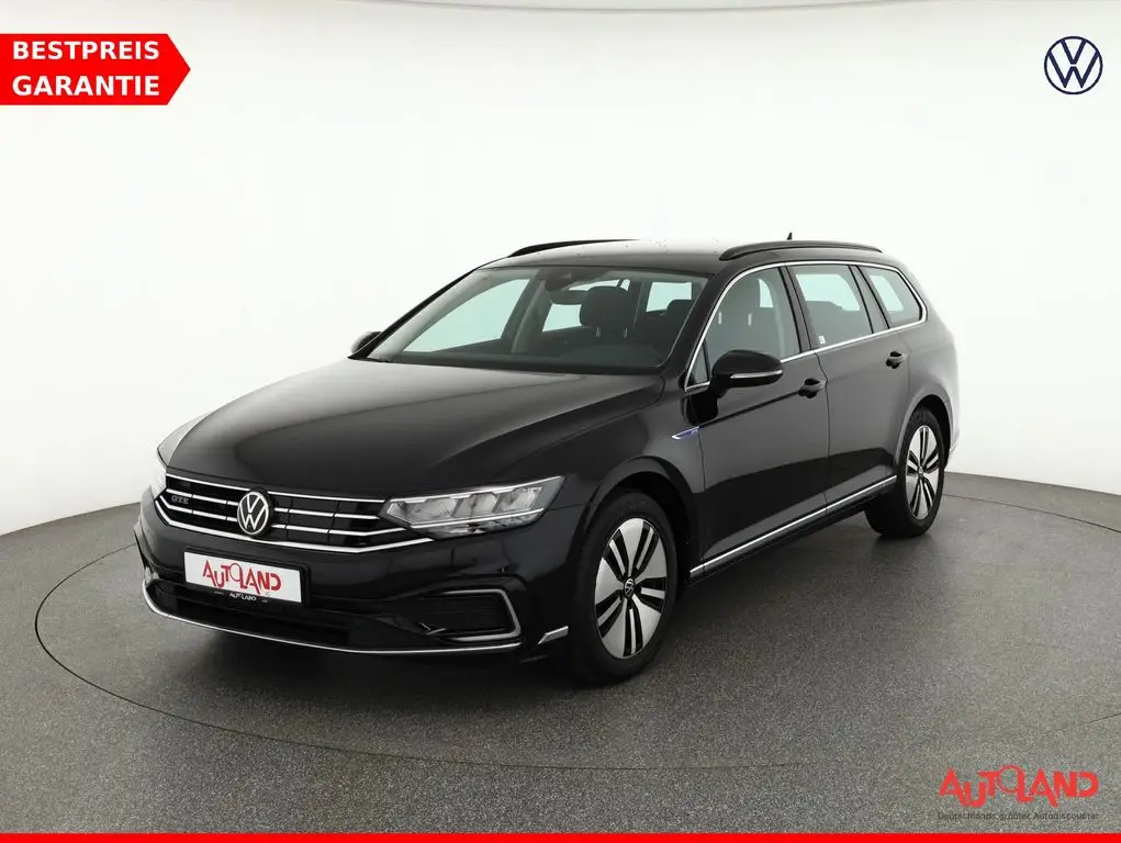 Photo 1 : Volkswagen Passat 2021 Hybrid