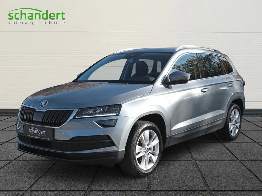 Photo 1 : Skoda Karoq 2020 Essence