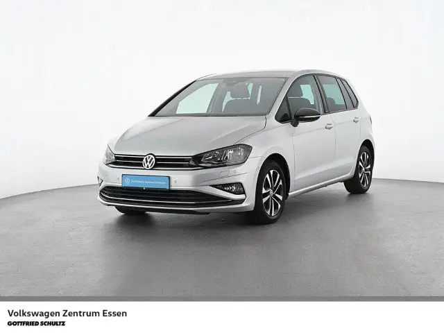 Photo 1 : Volkswagen Golf 2019 Essence