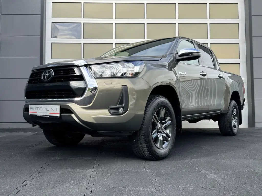 Photo 1 : Toyota Hilux 2023 Diesel