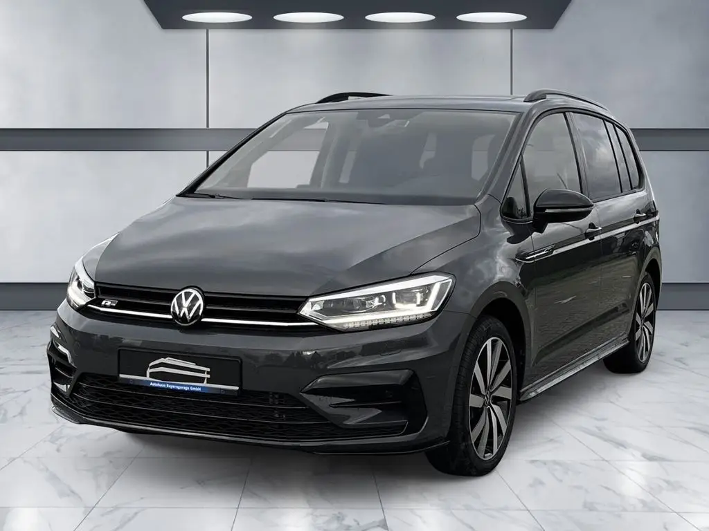 Photo 1 : Volkswagen Touran 2024 Petrol