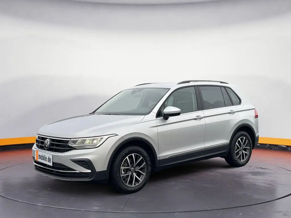 Photo 1 : Volkswagen Tiguan 2024 Petrol